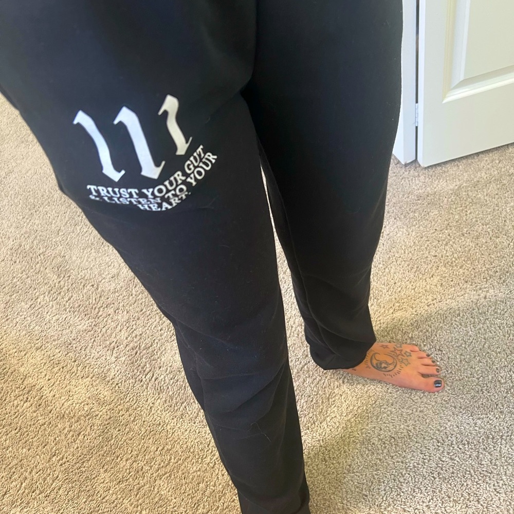 111 sweat pants women’s